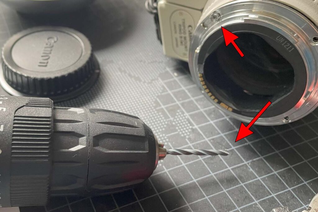 Maintenance of CANON lens EF70-200 f2.8L to prevent rattling of the lens barrel