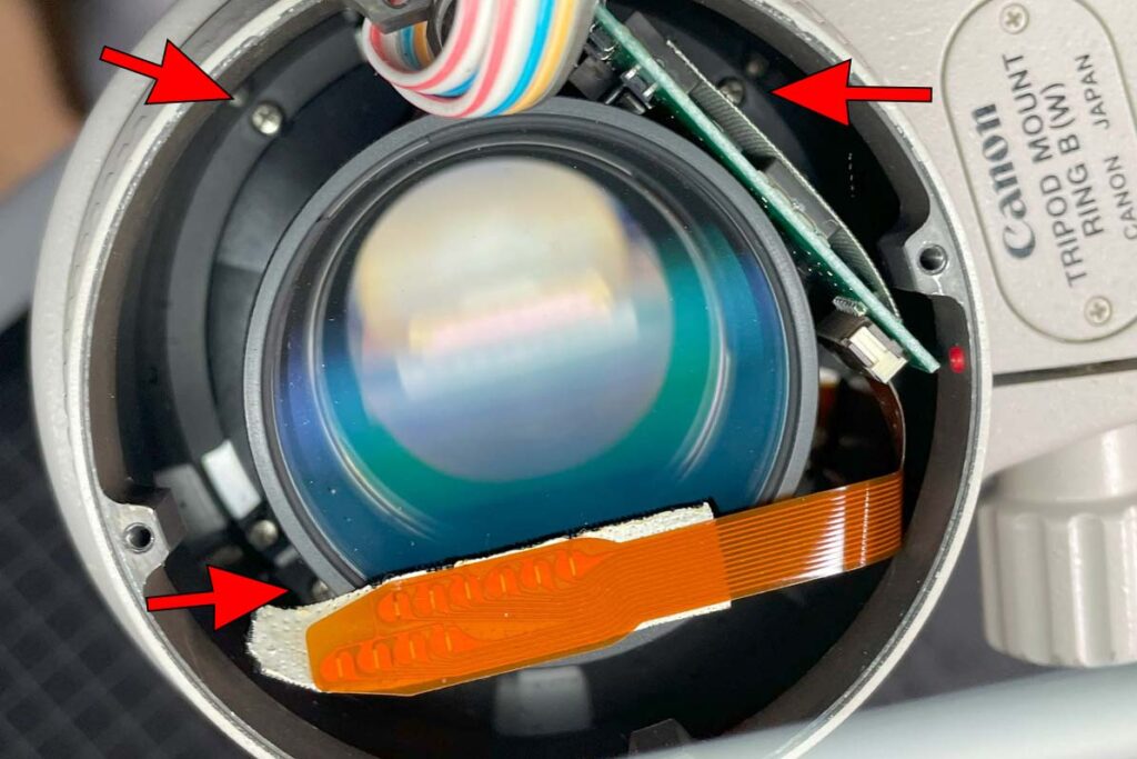 Maintenance of CANON lens EF70-200 f2.8L to prevent rattling of the lens barrel