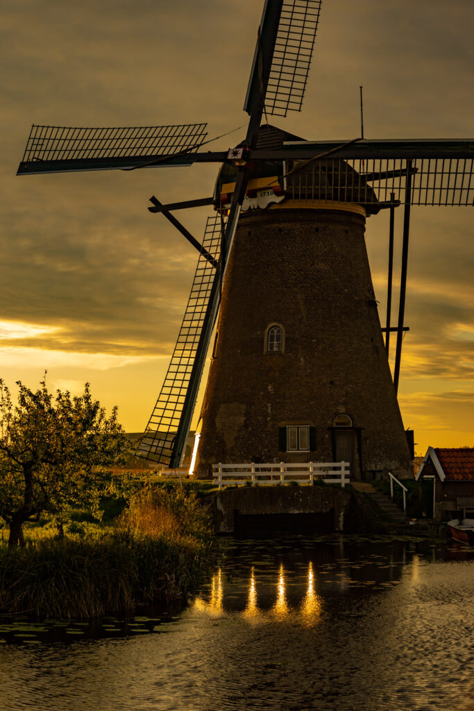 Kindeldijk-Elshout windmill network