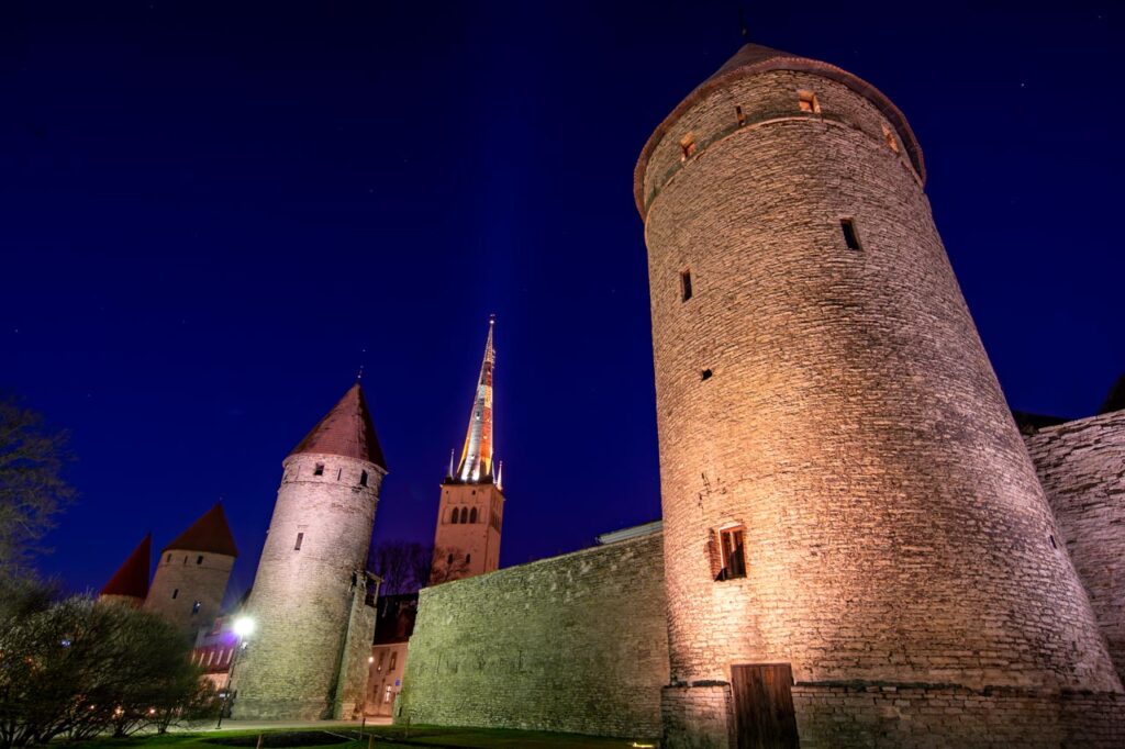 night view of tallinn