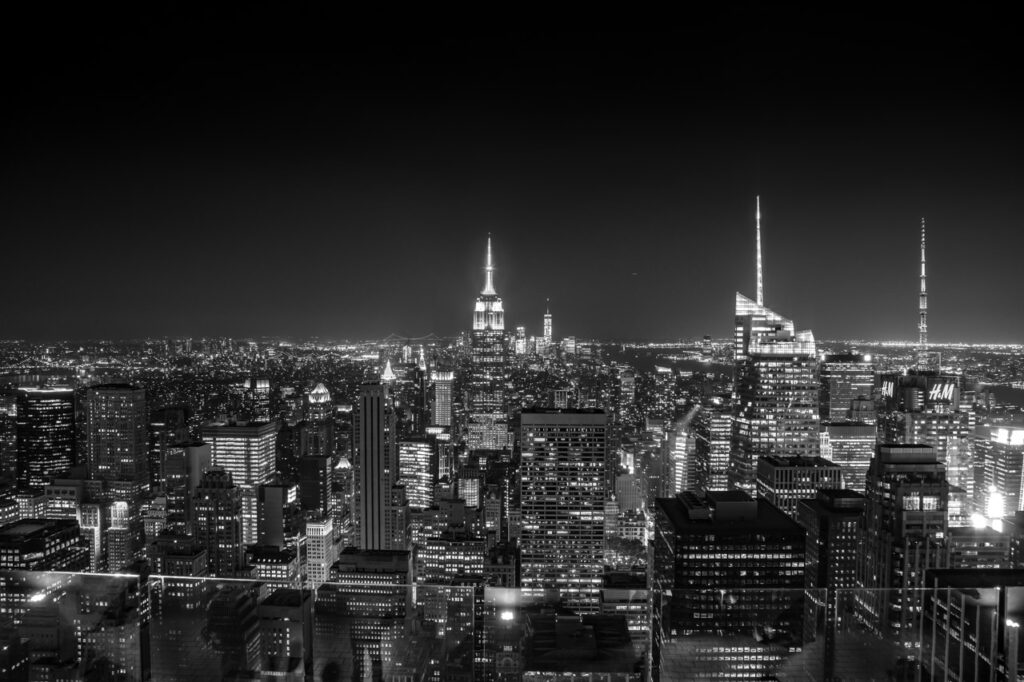 nightshot of new york city,empire stabe building