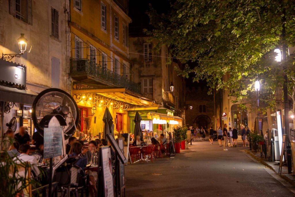 Café in Arles, the model for Van Gogh's "Cafeteria by Night".