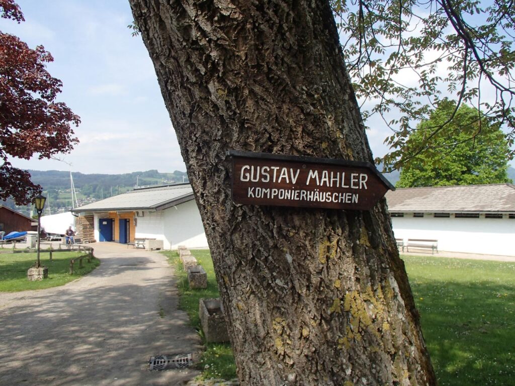 Path to Mahler's Composition Hut