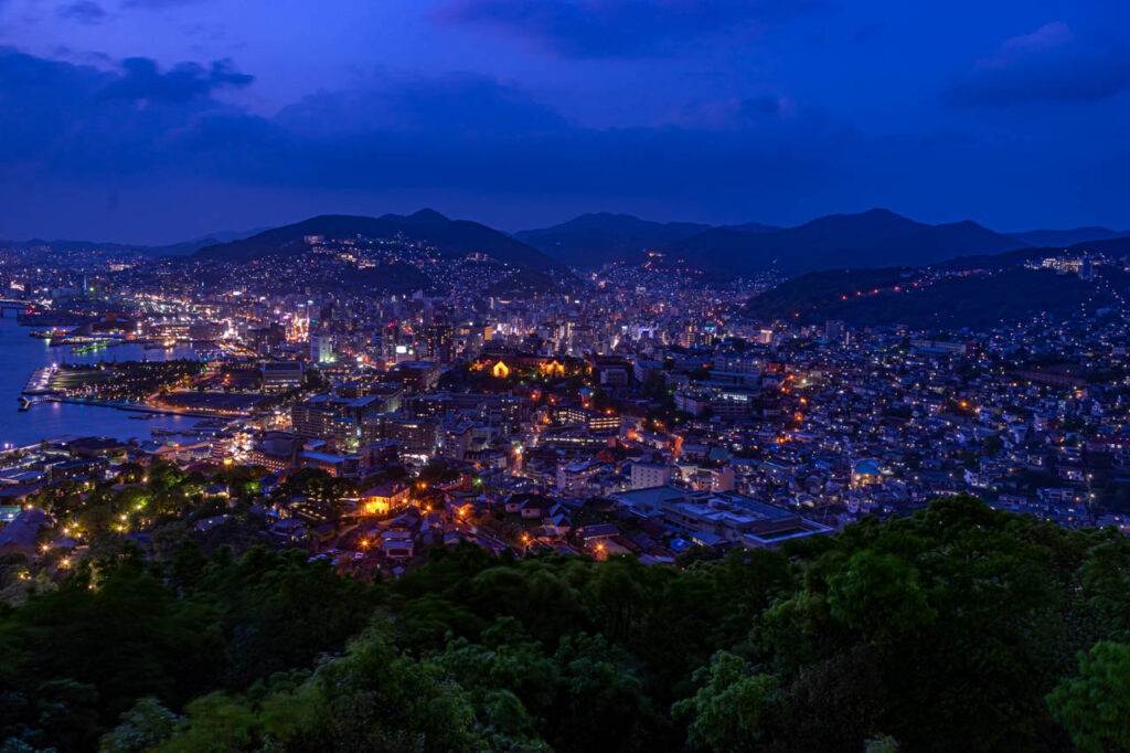 Night view of Nagasaki port at Nabe Kanmuriyama park