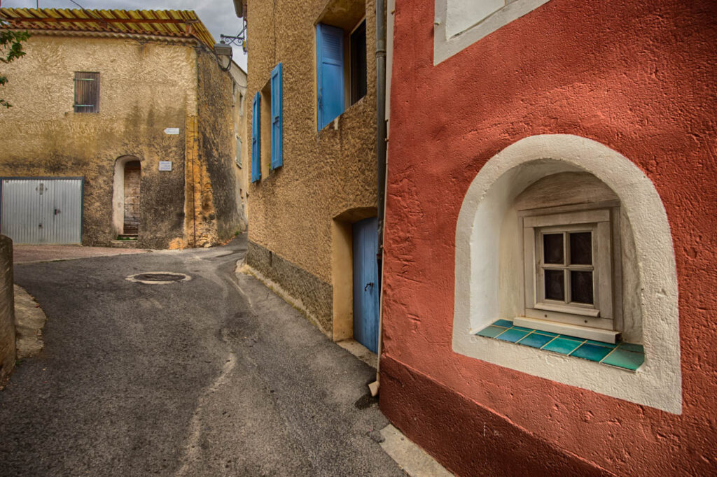 Entrevennes, a small but beautiful village in the south of France