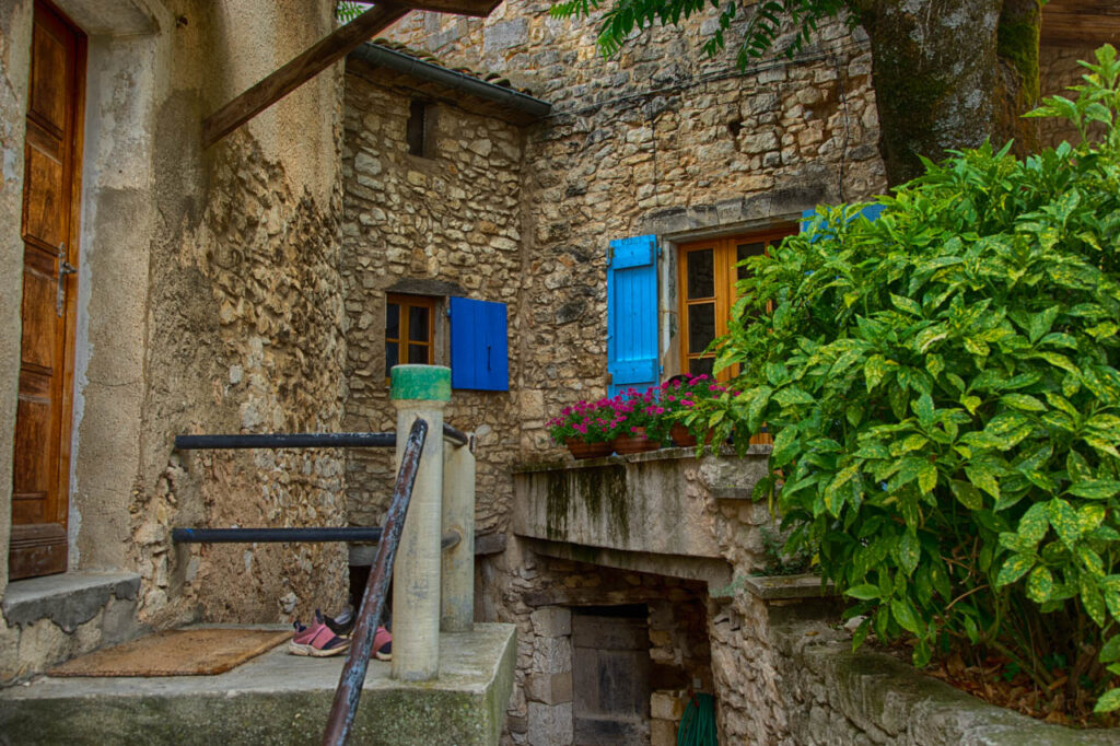 Simiane-la-Rotonde,a small but beautiful village in the south of France