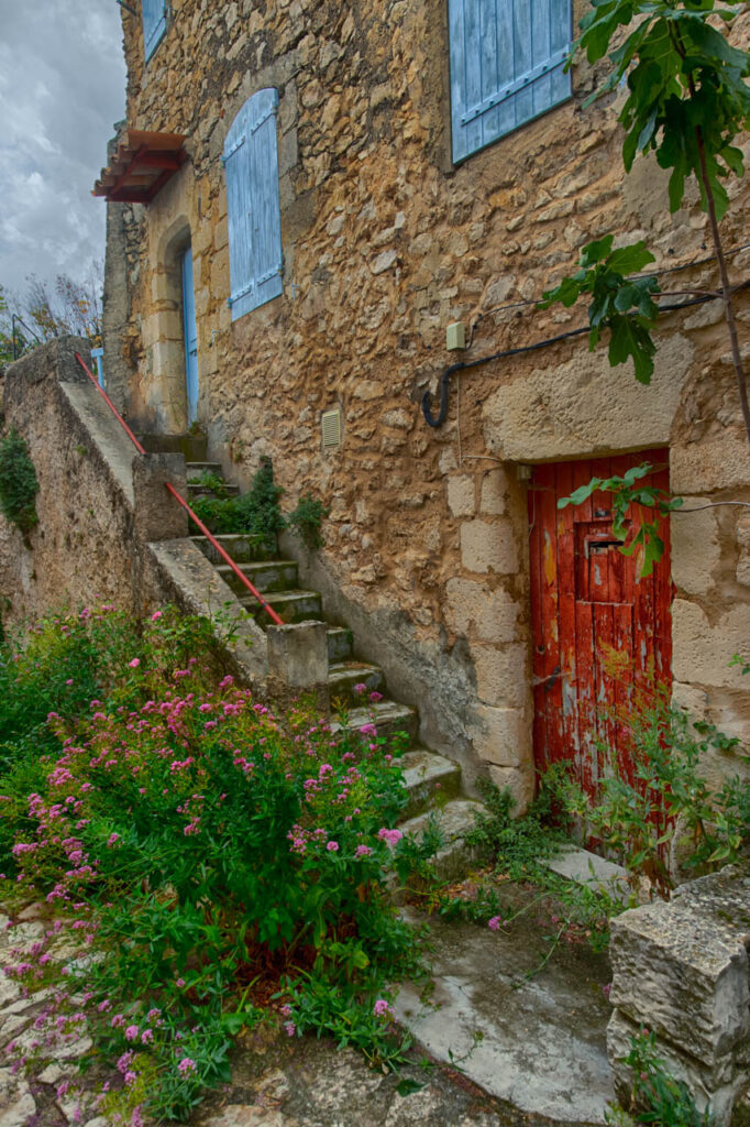 Simiane-la-Rotonde,a small but beautiful village in the south of France