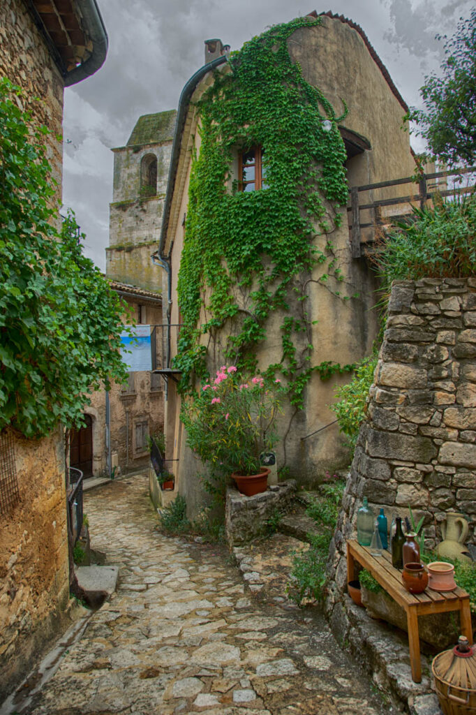 Simiane-la-Rotonde,a small but beautiful village in the south of France