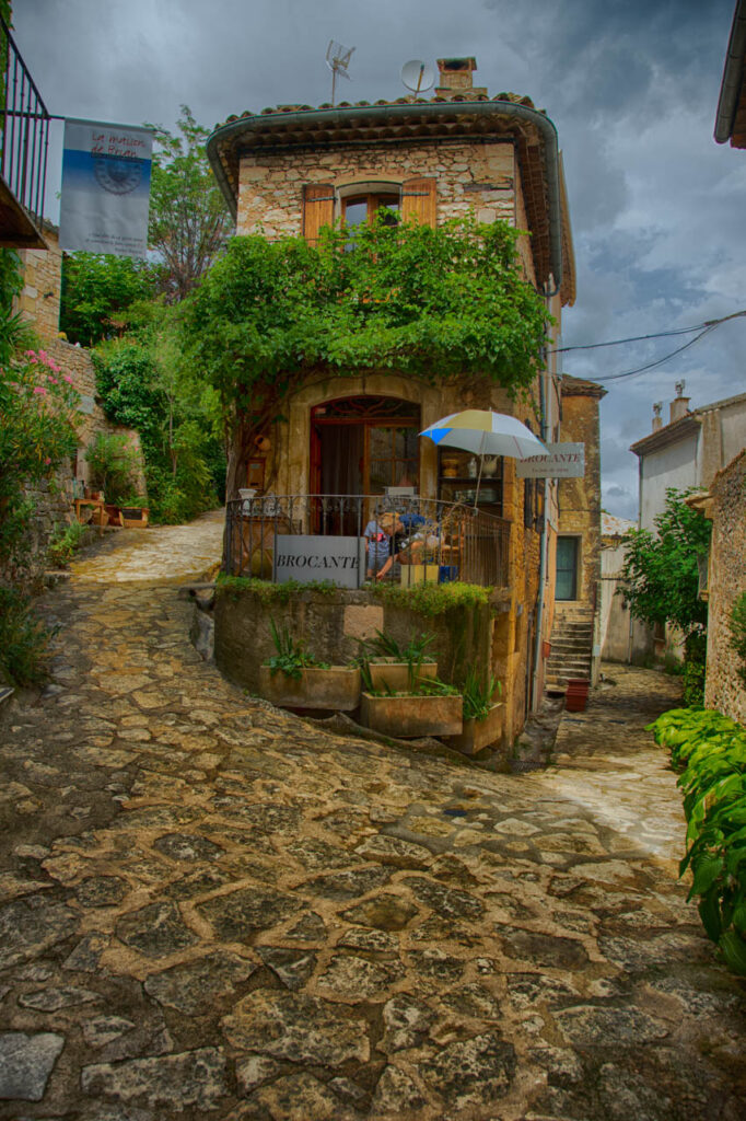 Simiane-la-Rotonde,a small but beautiful village in the south of France