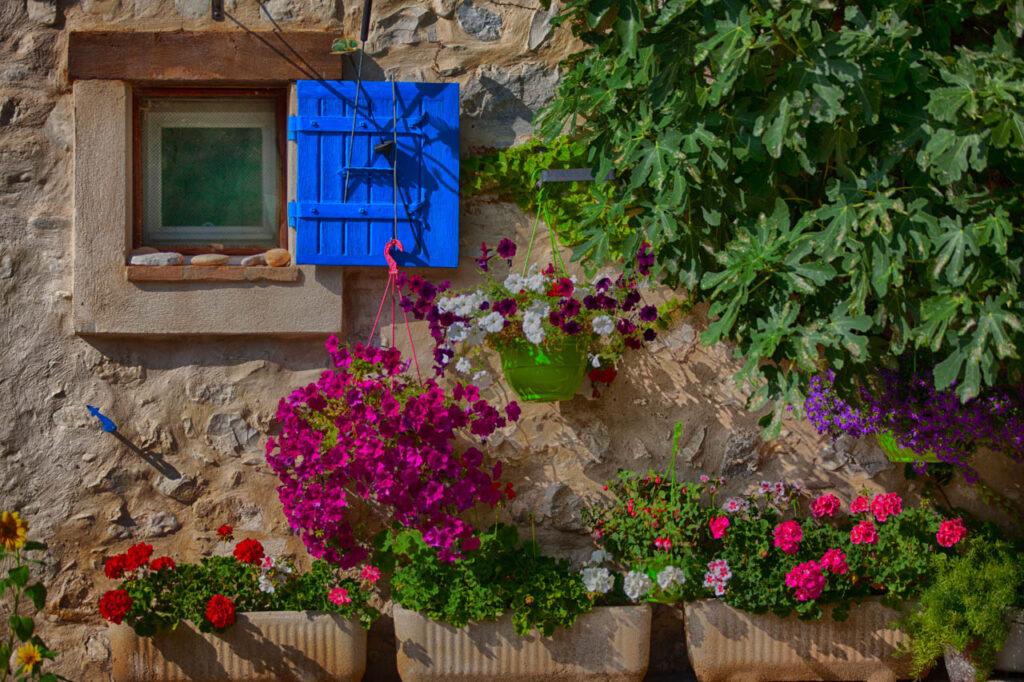 Saint-Léger-du-Ventoux,a small but beautiful village in the south of France