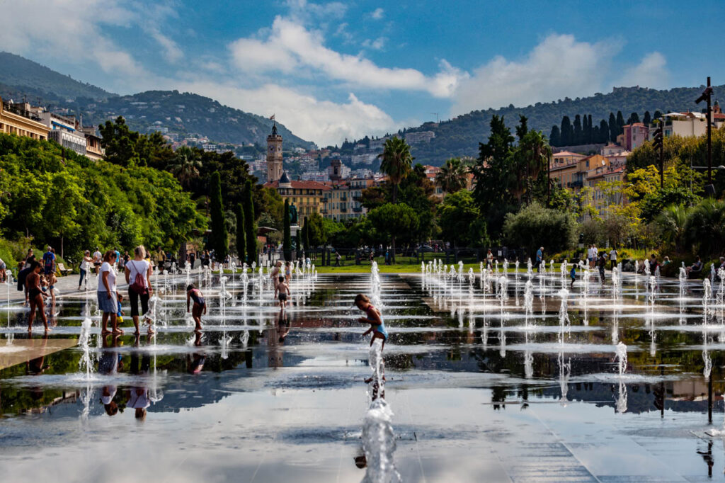 Fontaine Miroir d’Eau in Nice, a major resort city on the Côte d'Azur