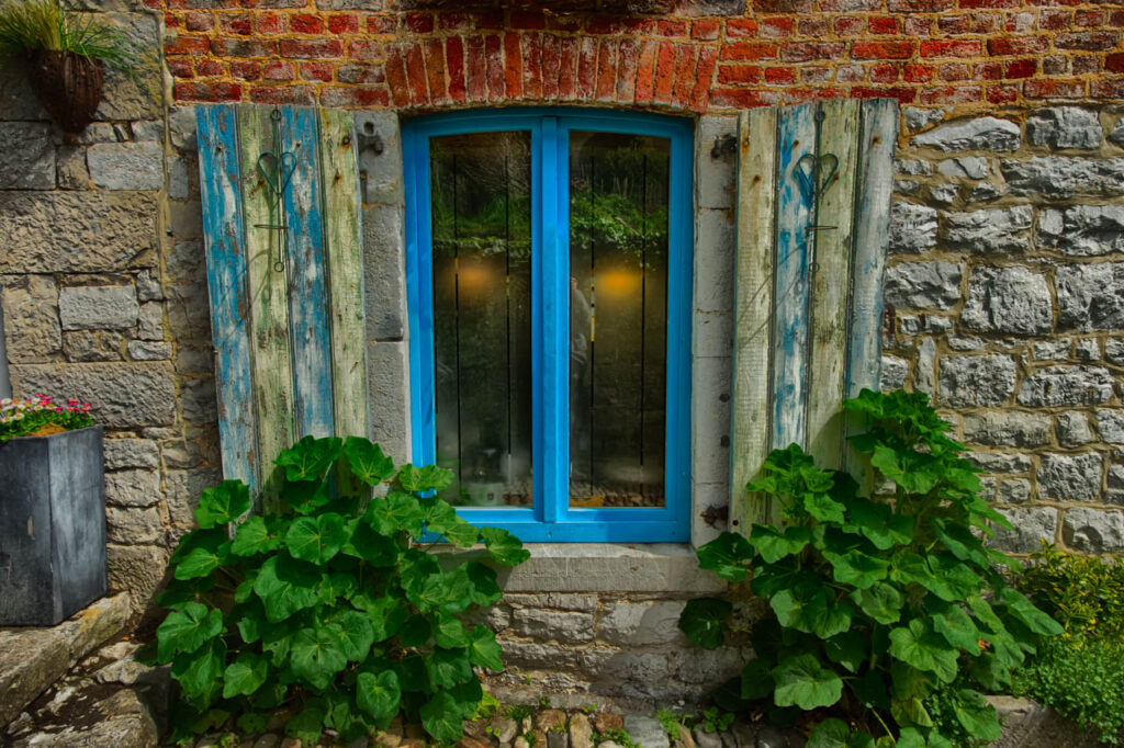 Durbuy, a tourist city with a long history that developed around a medieval castle